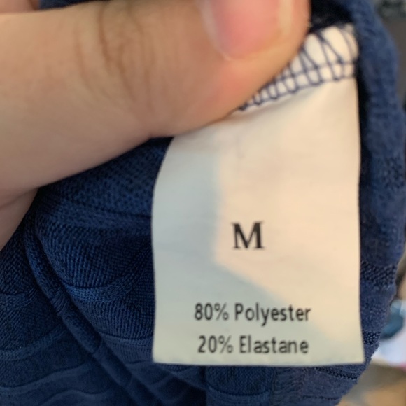 RIBBED TWIST FRONT TOP 15”-17” PTP - Picture 4 of 4